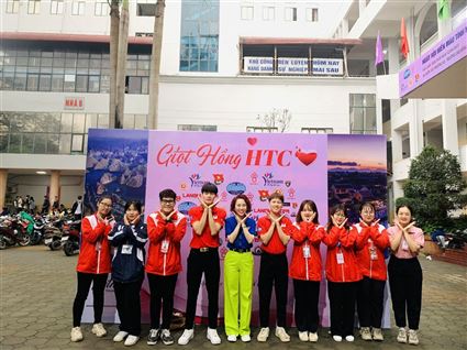 CLB Thanh niên vận động hiến máu - Trường Cao đẳng Du lịch Hà Nội