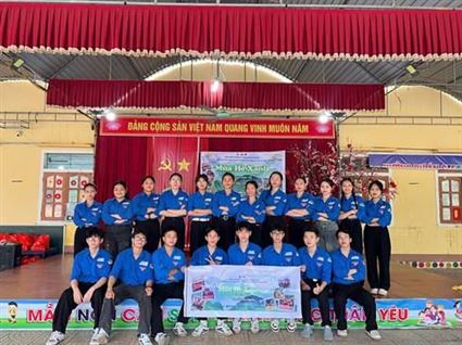  Chiến dịch tình nguyện Mùa hè xanh 2025 – “Chung tay vượt lũ, lan tỏa yêu thương” – Hành trình nhân ái của Đội sinh viên tình nguyện Trường Cao đẳng Du lịch Hà Nội