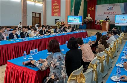 Trường Cao đẳng Du lịch Hà Nội và doanh nghiệp bàn cách đào tạo nhân lực