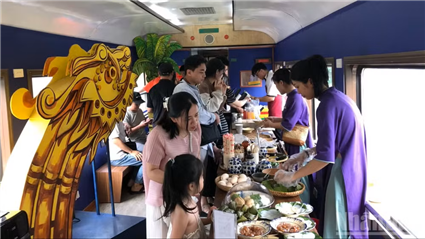 Đến Việt Nam, trải nghiệm những chuyến tàu thú vị hàng đầu thế giới