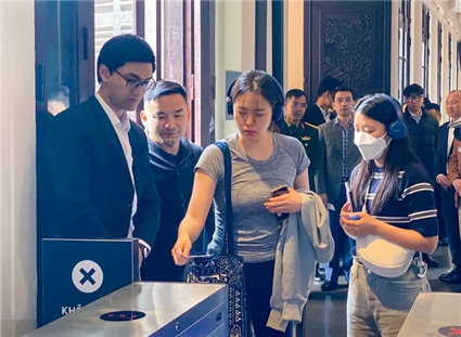 Vé điện tử: Mở cánh cửa trải nghiệm du lịch thông minh