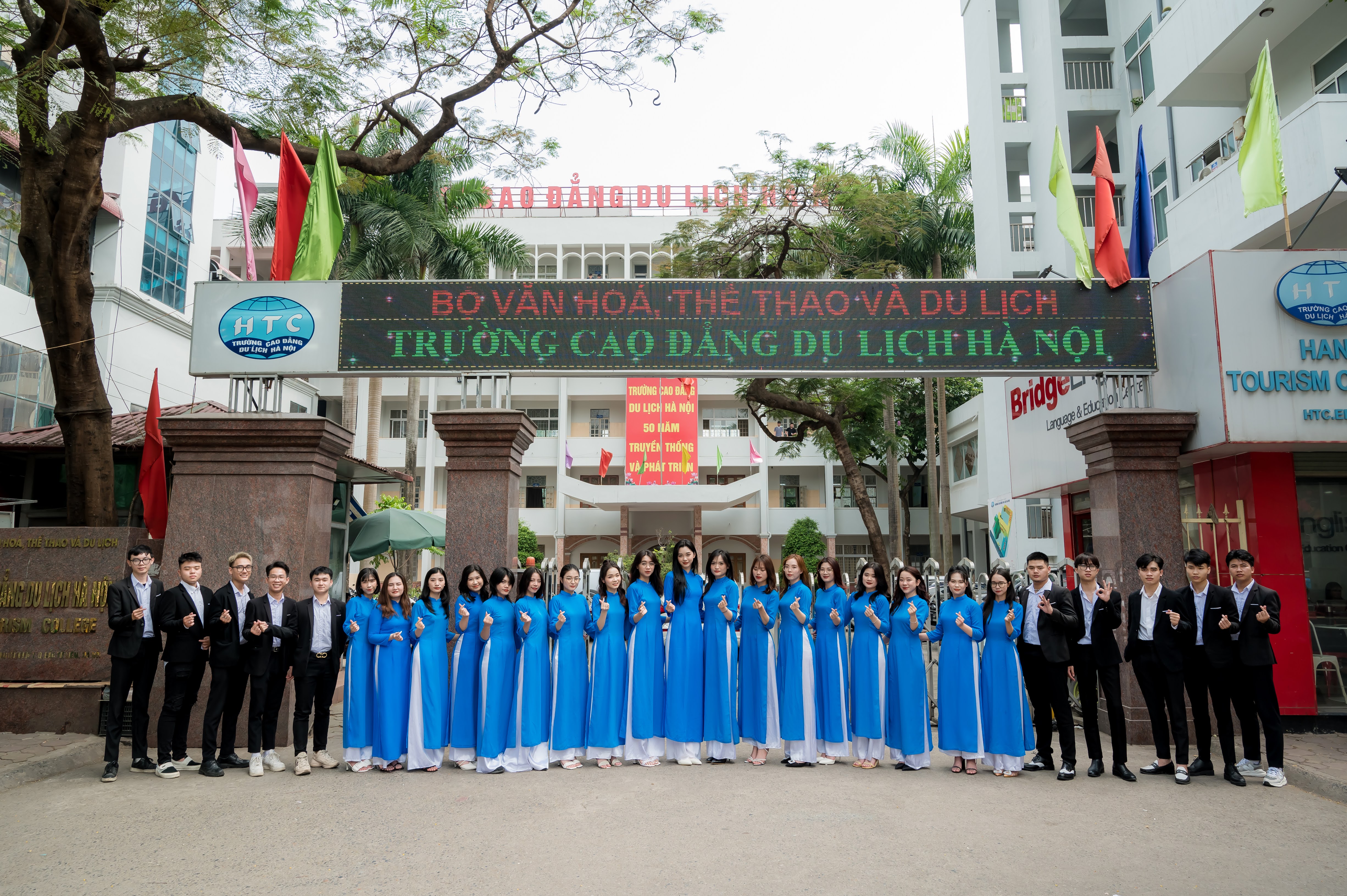 Giới thiệu Khoa Quản trị Khách sạn Nhà hàng